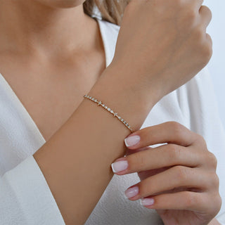 SIRIUS STAR 18K GOLD BAGUETTE DIAMOND BRACELET