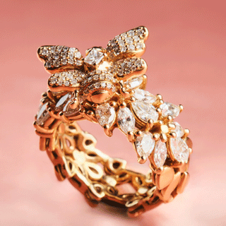 QUEEN BEE HANIA 18K GOLD DIAMOND RING