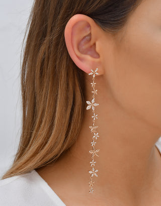 APPLE SEED TARA DIAMOND SINGLE EARRING