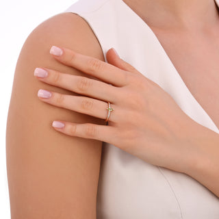 APPLE SEED POMANO GOLD DIAMOND PERIDOT RING
