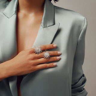 JARDIN STAR 18K GOLD BAGUETTE DIAMOND RING