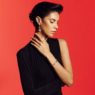 VENUS STAR GOLD DIAMOND BANGLE BRACELET