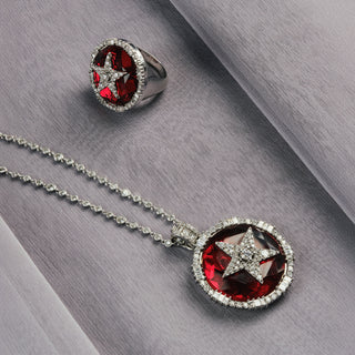 SIRIUS STAR 18K GOLD BAGUETTE DIAMOND PENDANT