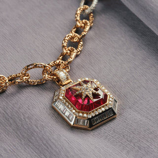 VENUS STAR 18K GOLD DIAMOND PENDANT